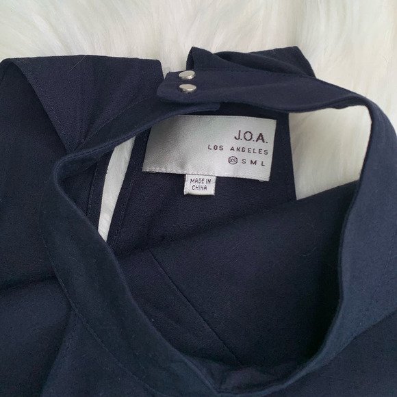 Revolve J.O.A Los Angeles Trapeze Halter Pleats Tank Linen cotton Blue Size SX - Picture 8 of 16